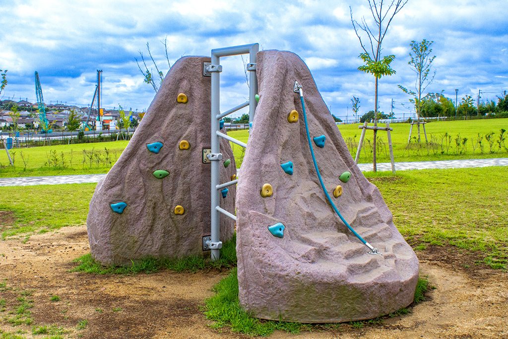 ボルダリング遊具 山タイプ/彩都はなだ公園(大阪府/茨木市)