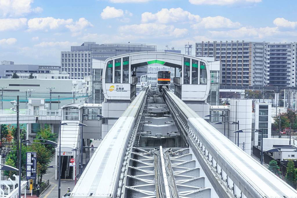 多摩モノレール立飛駅