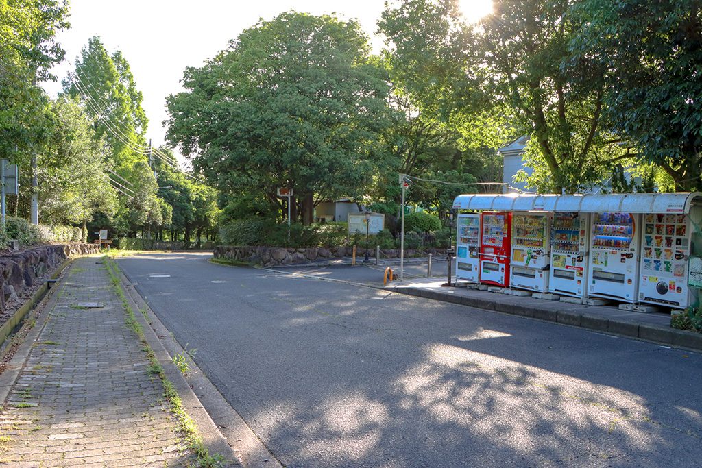 園内の自動販売/大阪府民の森 むろいけ園地 森の宝島(大阪府/四条畷市)