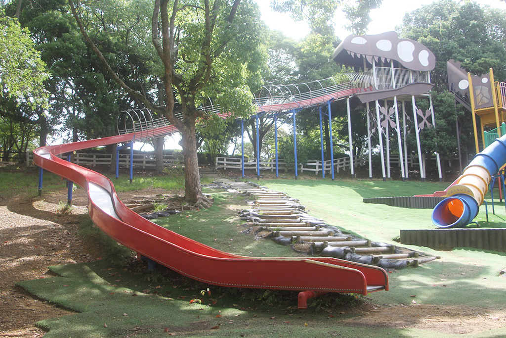 長いローラー滑り台/石ケ谷公園（兵庫県/明石市）