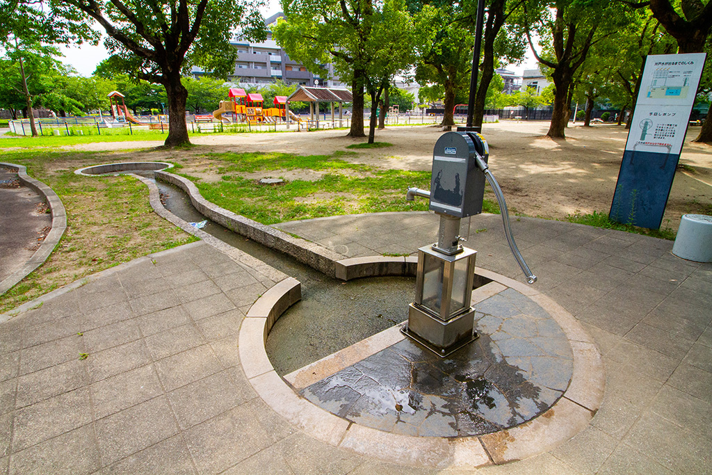 手回しポンプ/金岡公園（大阪府/東大阪市）