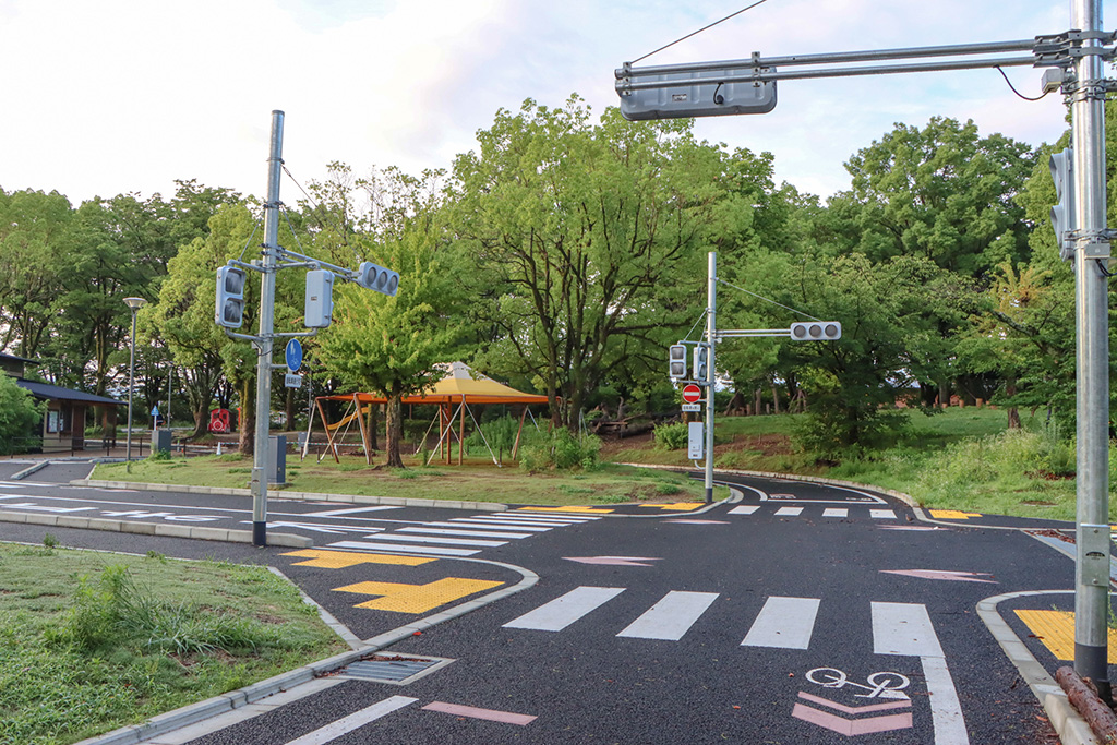 リアルに再現された一般道路/大宮交通公園(京都府/京都市)
