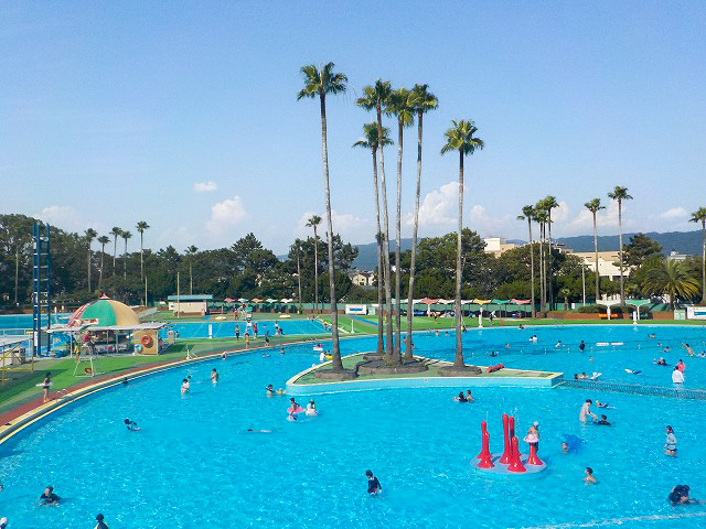 屋外プール/久宝寺緑地(大阪府/八尾市)