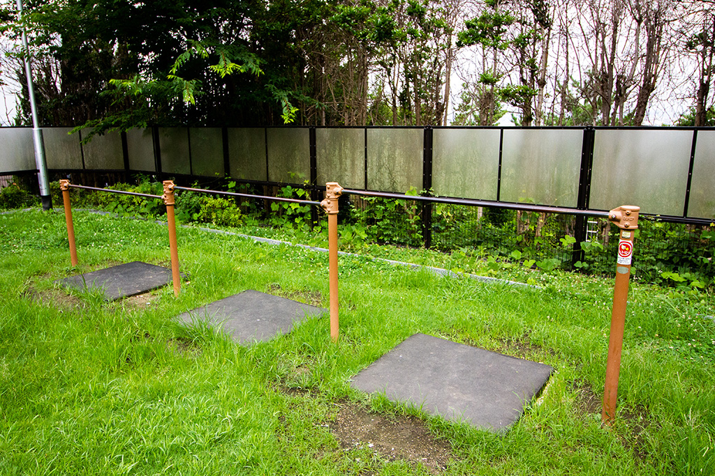 鉄棒/自然豊かな枚岡公園(大阪府/東大阪市)