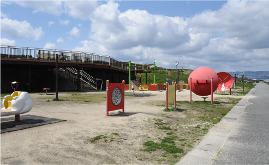 乳幼児専用の遊具広場/伊丹スカイパーク（兵庫県/伊丹市）