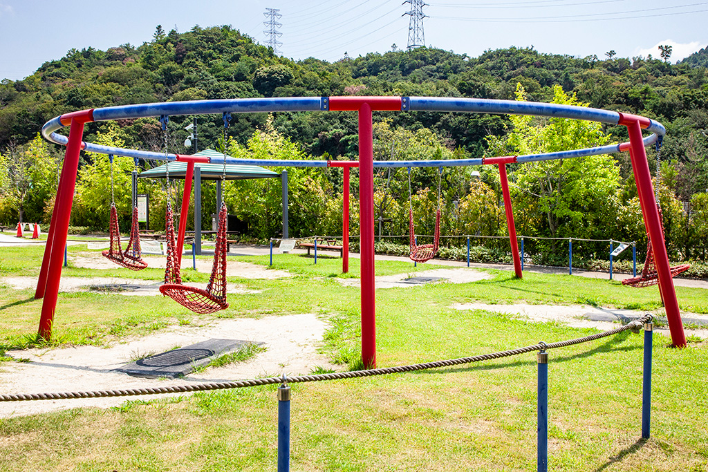 ユニバーサルブランコ/永楽ゆめの森公園（大阪府/熊取町）