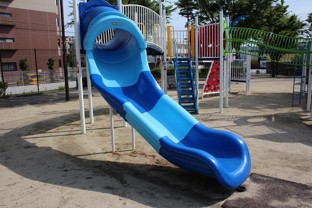 滑り台/中野行浪公園(兵庫県/伊丹市)