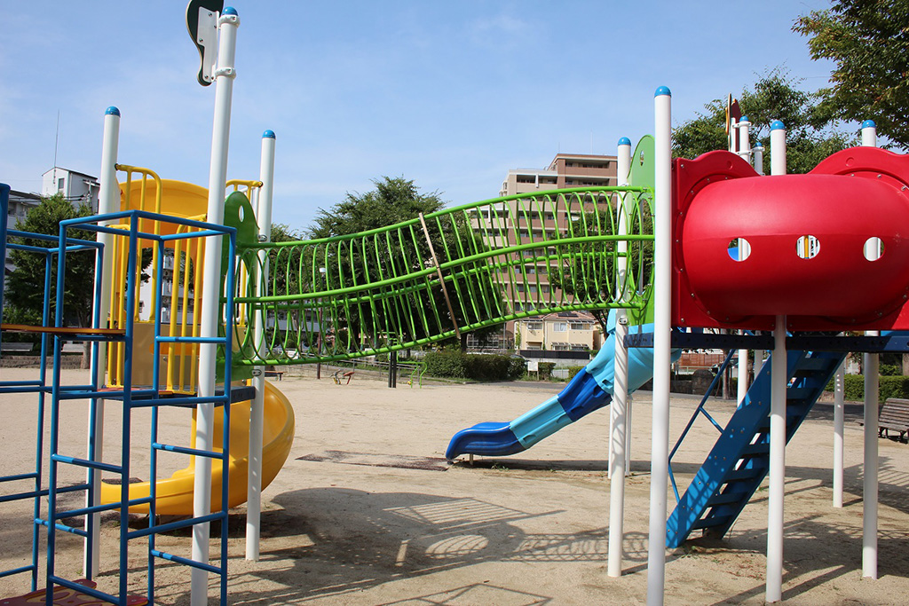トンネル/中野行浪公園(兵庫県/伊丹市)