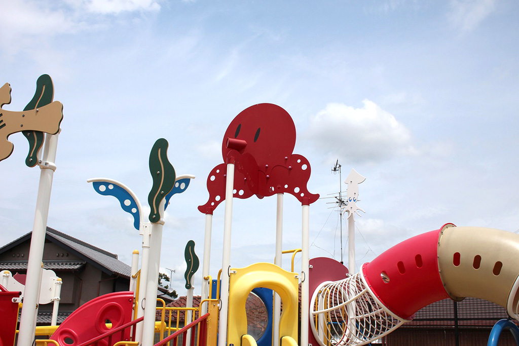 タコのモチーフの大型複合遊具/北伊丹第2公園（兵庫県/伊丹市）