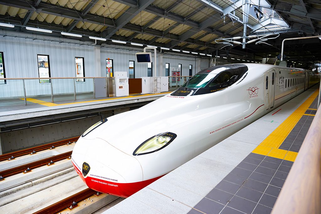 西九州新幹線「かもめ」