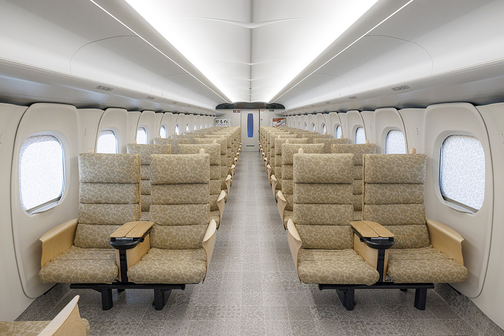 西九州新幹線「かもめ」の指定席(3号車)