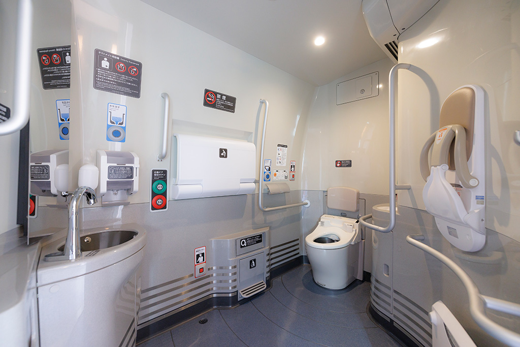 ユニバーサルトイレ|西九州新幹線「かもめ」