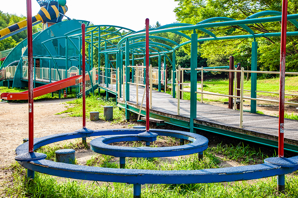 円を描くような平均台/蜻蛉池公園（大阪府/岸和田市）