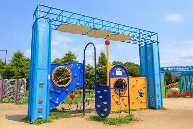 クライミング遊具/深北緑地（大阪府/大東市）