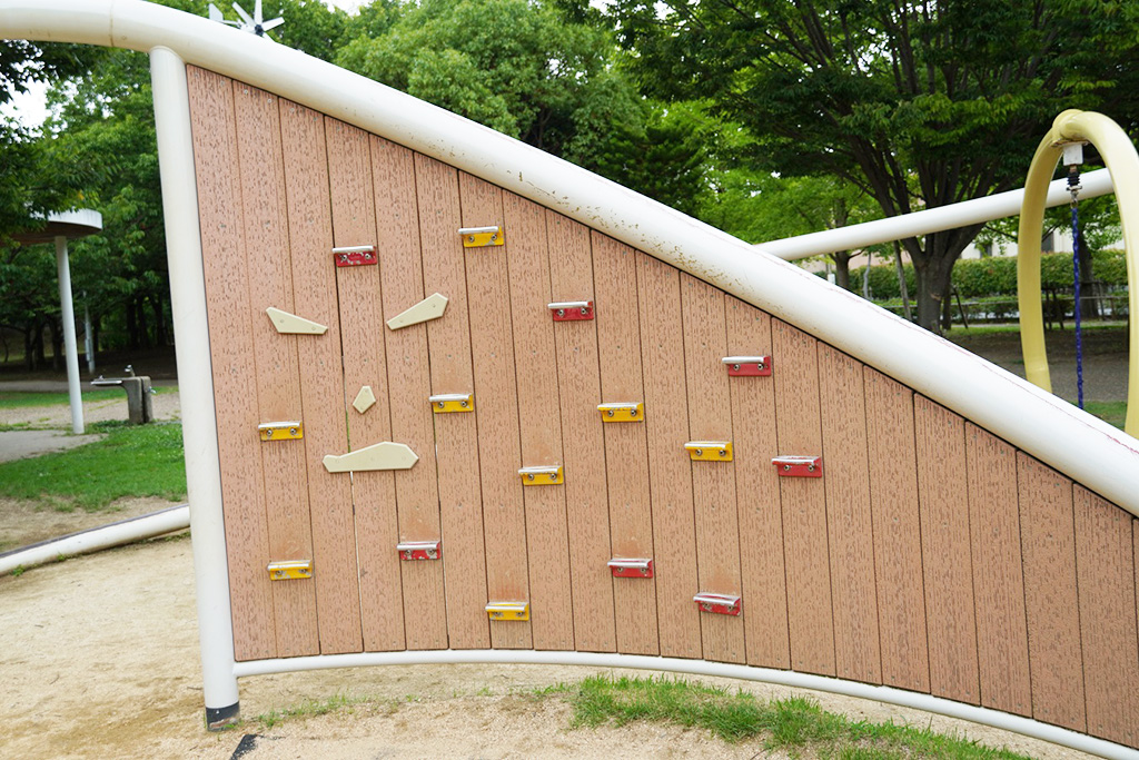 デザインウォール/芦屋市総合公園（兵庫県）