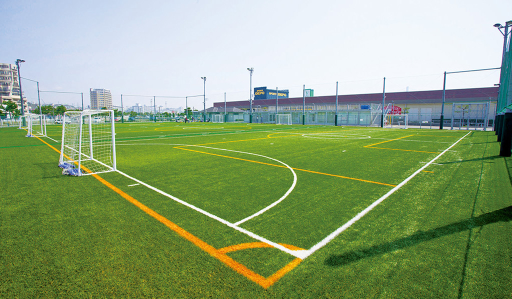 全面人工芝の「多目的広場」/大蔵海岸公園(兵庫県/明石市)