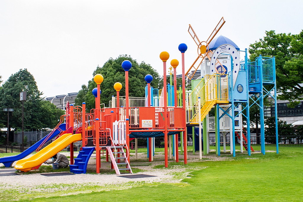 複合遊具/京都競馬場 緑の広場（京都府/京都市）