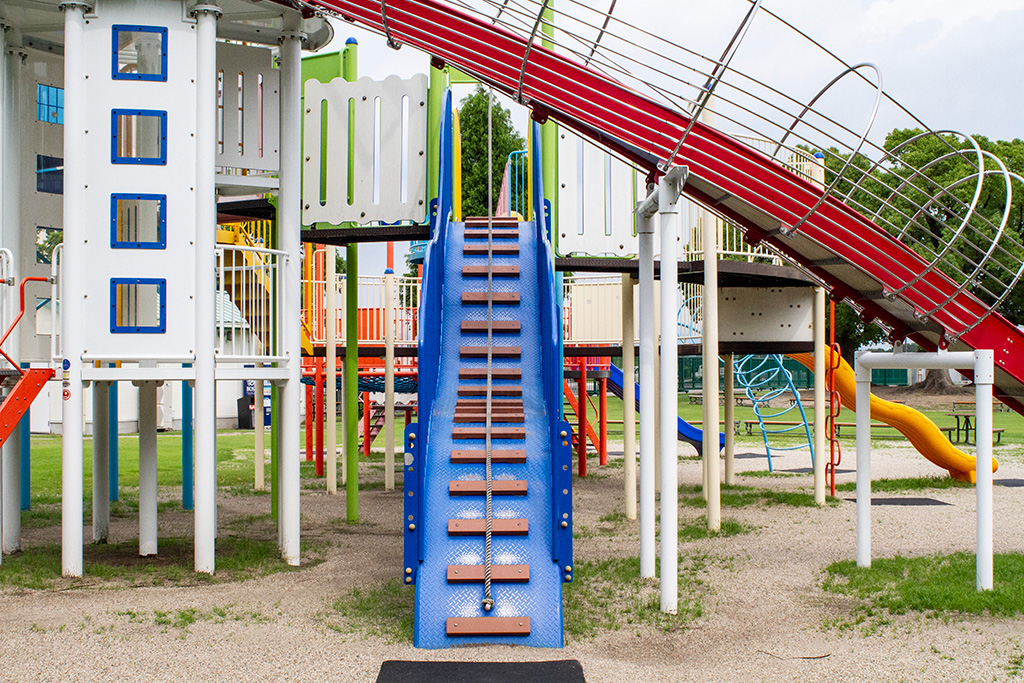複合遊具/京都競馬場 緑の広場（京都府/京都市）