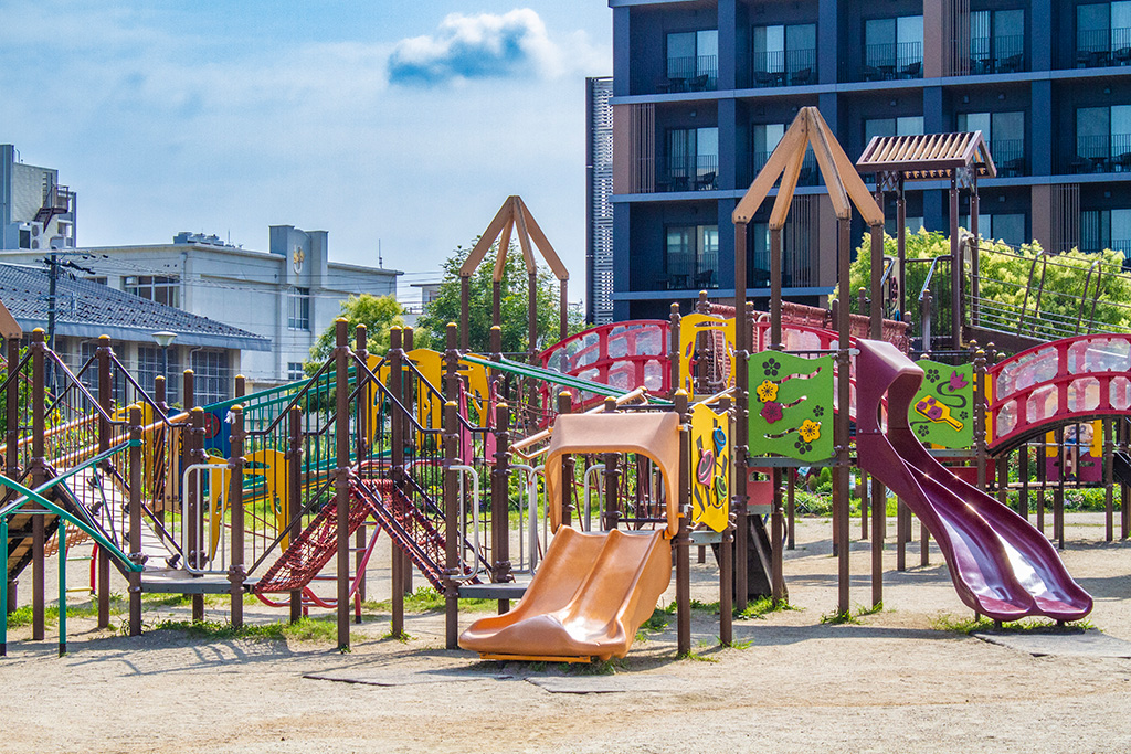 幼児用複合遊具/梅小路公園(京都府/京都市)