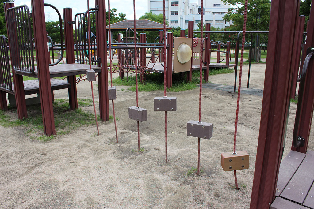 ウッドステップ/昆陽南公園(兵庫県/伊丹市)