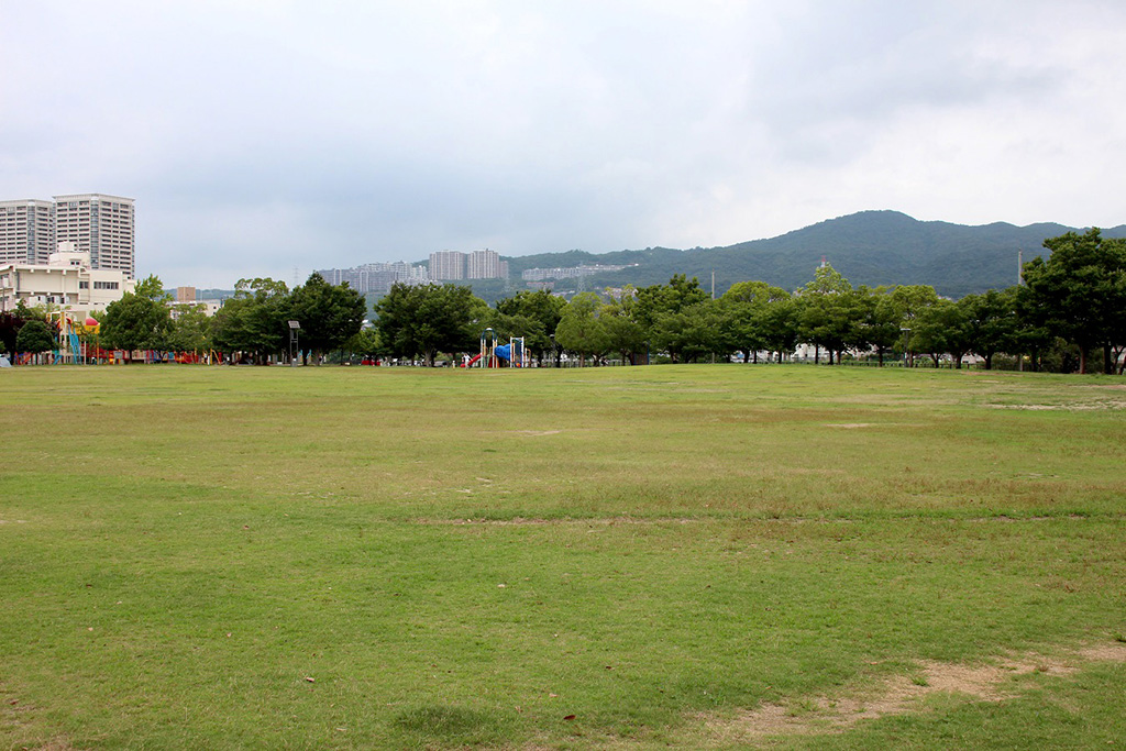 芝生広場/末広中央公園（兵庫県/宝塚市）