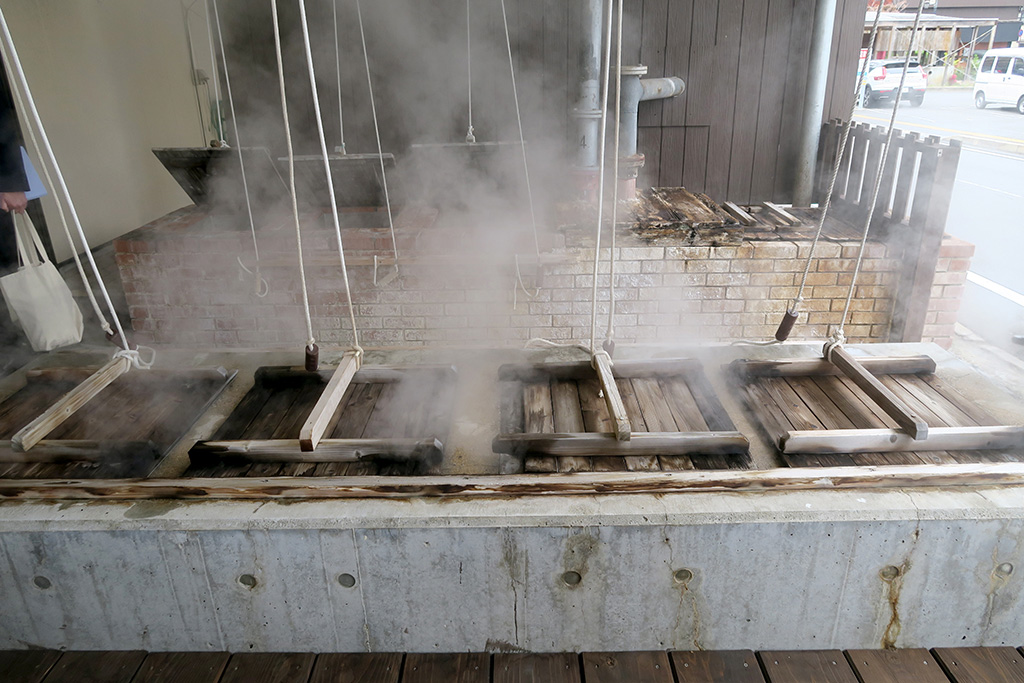 蒸し台/湯宿蒸気家（長崎県/雲仙市）