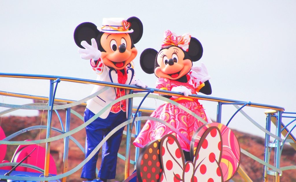 2023】「ミニー・べスティーズ・バッシュ！」でミニーへの大好きな