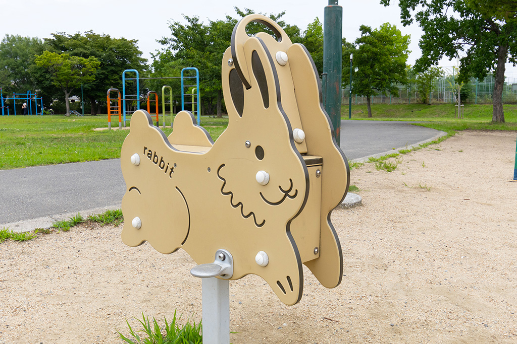 スイング遊具/巽東緑地（大阪府/大阪市）