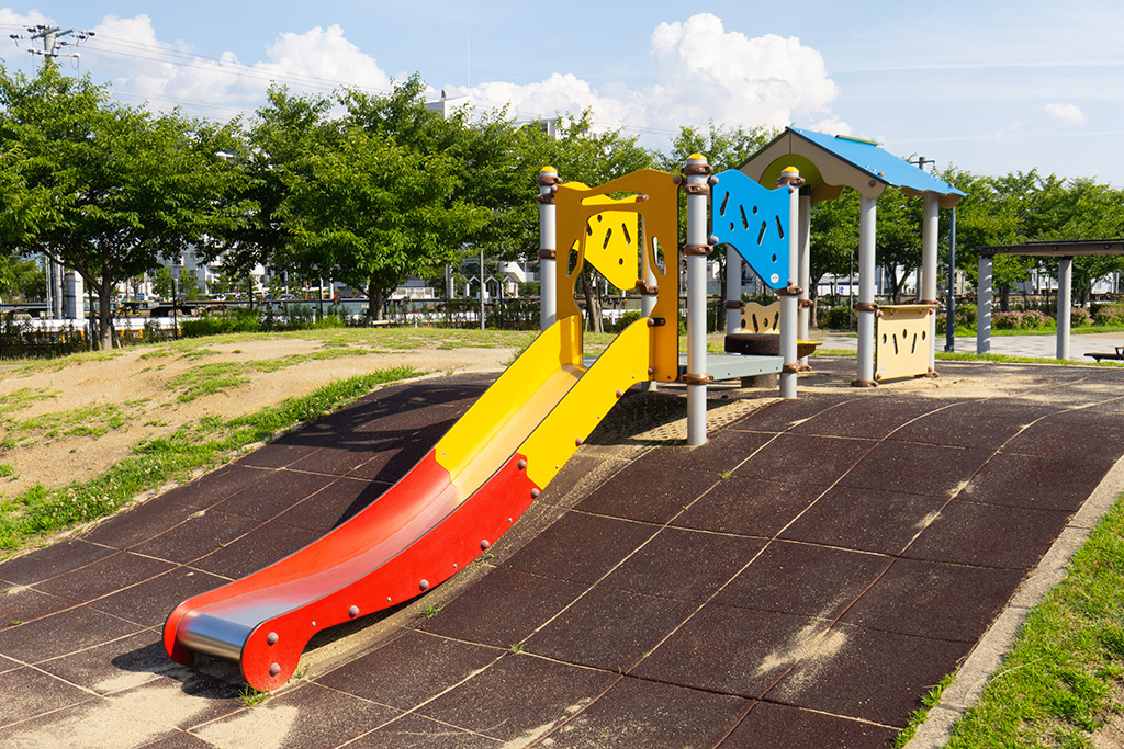 ミニ滑り台/明和池公園(大阪府/摂津市)