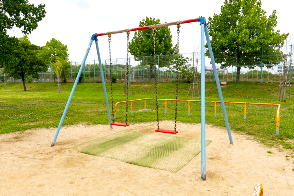 ブランコ/巽東緑地（大阪府/大阪市）