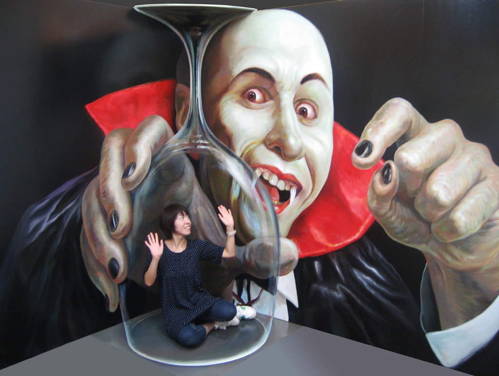 トリックアート名作ギャラリーにある「ドラキュラのおやつ」/東京トリックアート迷宮館（港区）