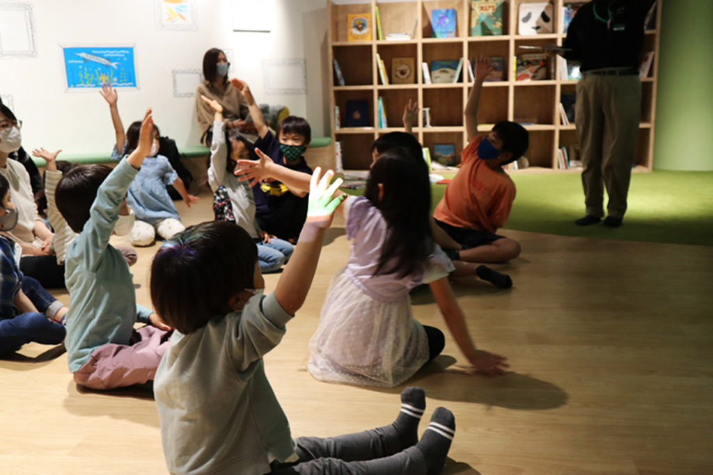 幼児たちの顔がキラキラする「カワスイこども教室」/カワスイ 川崎水族館(神奈川県)
