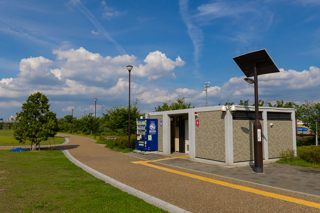 トイレ/健都レールサイド公園(大阪府/吹田市)