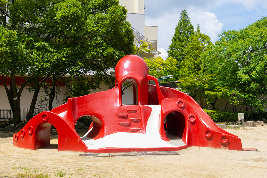タコ型滑り台/片山公園(大阪府/吹田市)