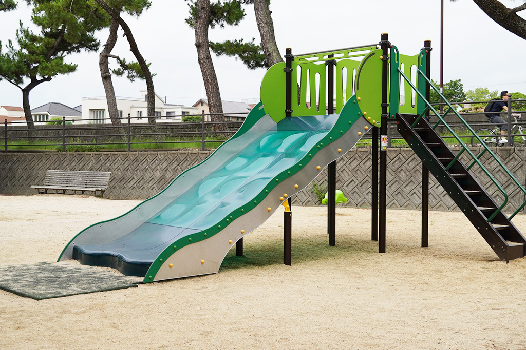 ワイド滑り台/芦屋公園（兵庫県/芦屋市）