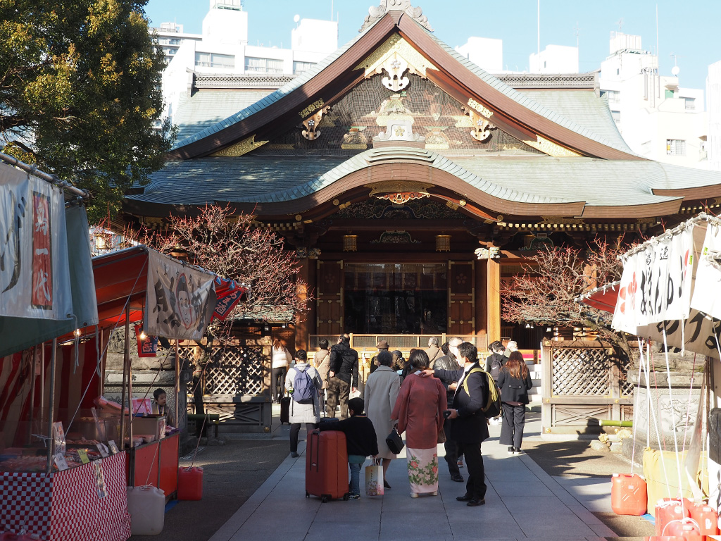 表参道沿いや梅園内には屋台が立ち並ぶ/湯島天満宮(東京都/文京区)