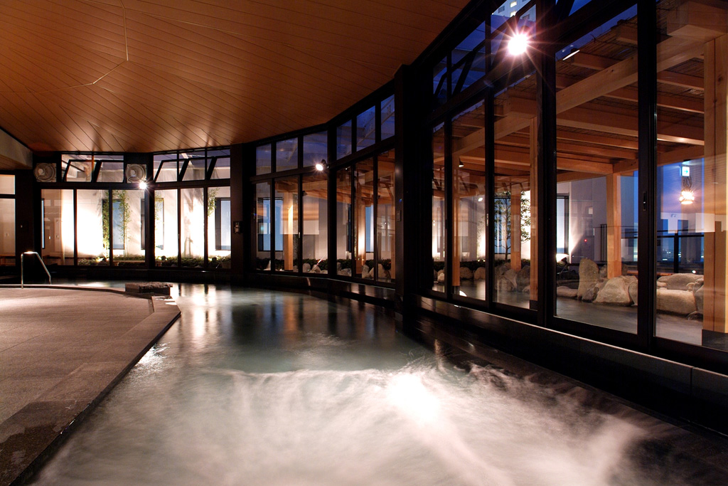 大浴場は屋内/横浜みなとみらい万葉倶楽部（神奈川県／横浜市）