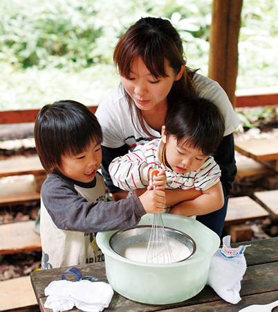 アイスクリーム作り体験/くずまき高原牧場(/)