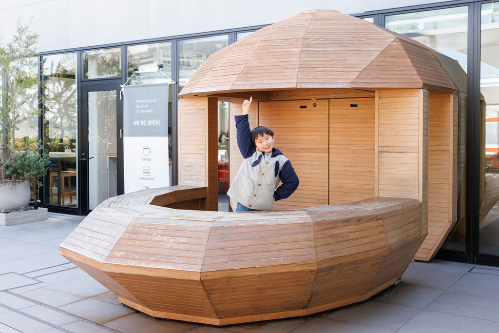 ロマンスカーミュージアム エントランス