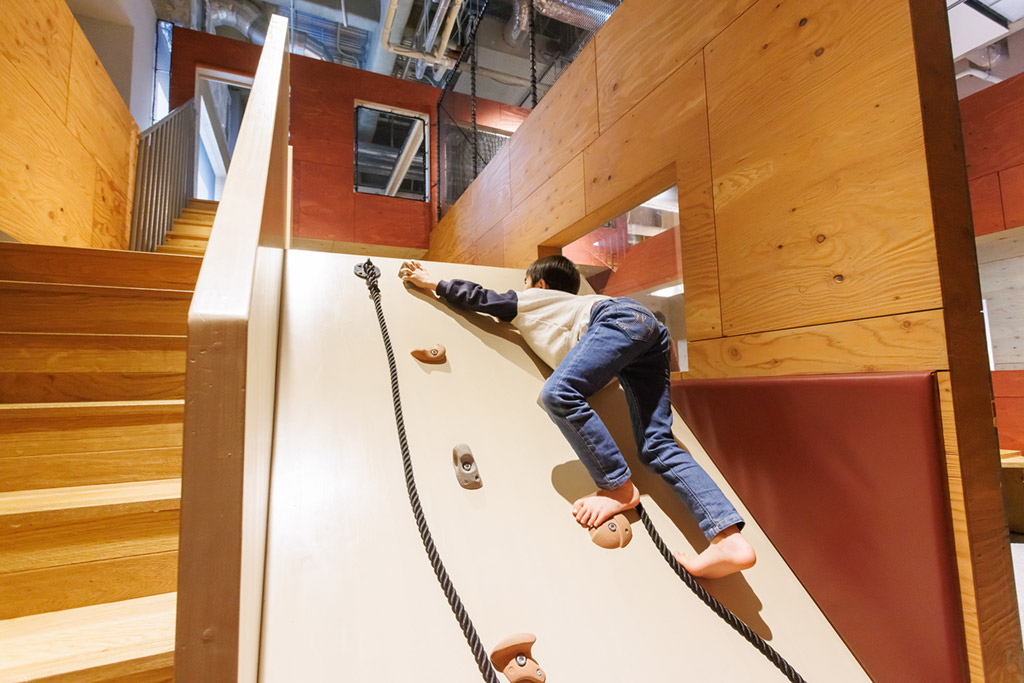 ロマンスカーミュージアム ロマンスカーアスレチック