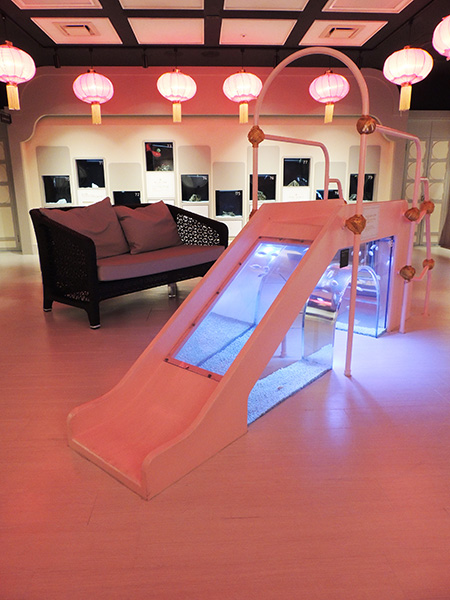 「恋愛運」ゾーン/横浜開運水族館 フォーチュンアクアリウム（神奈川県/横浜市）