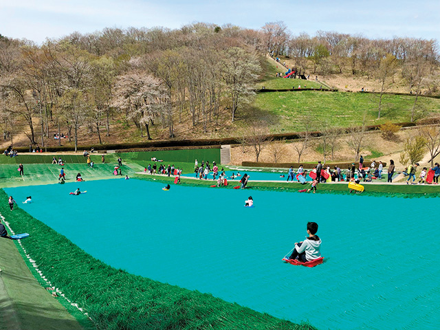 わんぱくランドのそり滑り台/万葉クリエートパーク(宮城県/大衡村)