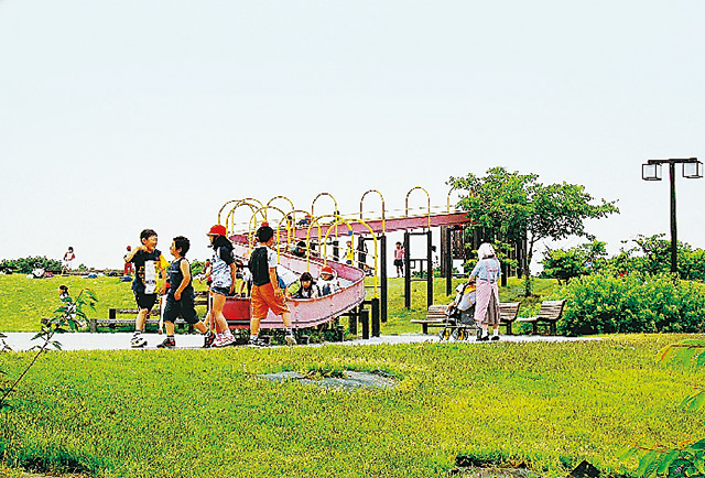 遊びの森/山形県総合運動公園(天童市)