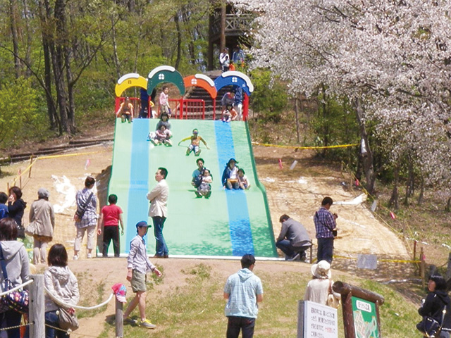 大きなすべり台/西蔵王公園(山形県/山形市)