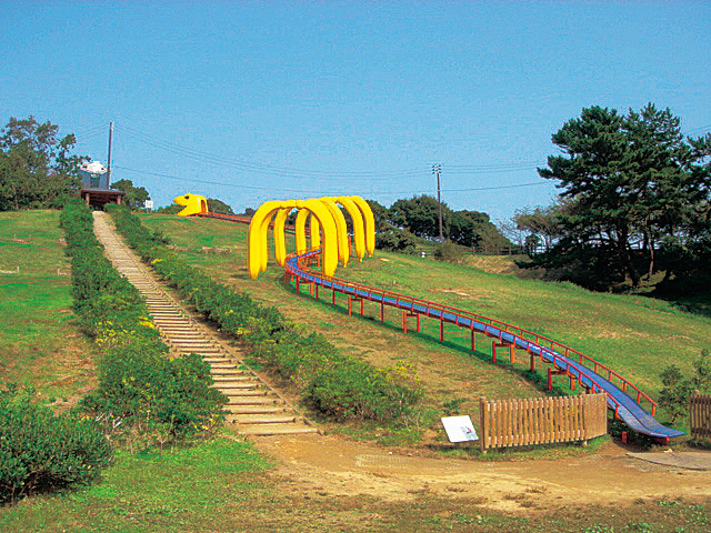 巨大ローラーすべり台/三崎公園(福島県/いわき市)
