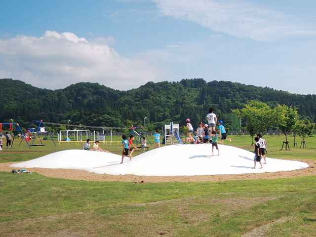 ふわふわドーム/新青森県総合運動公園(青森市)