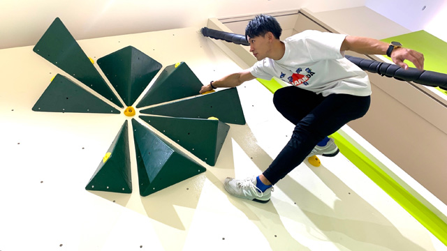 ボルダリングエリア／ニンジャ☆パーク 南行徳店