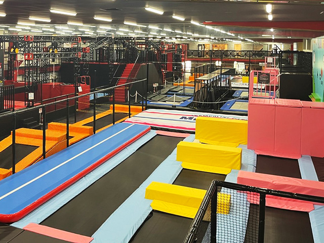 メイントランポリン／トランポリンパークMr.JUMP 松戸店