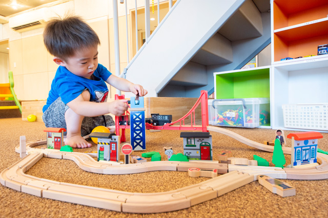 木製レール／チコルパーク