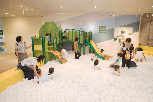 ボールプール／フレーベル館 Kinder Platz イオンモール千葉ニュータウン店